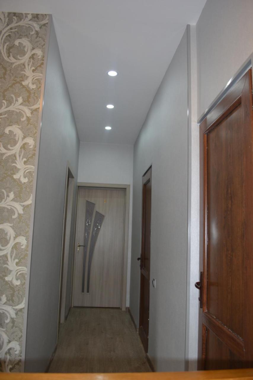 Golden Way Hotell Tbilisi Exteriör bild
