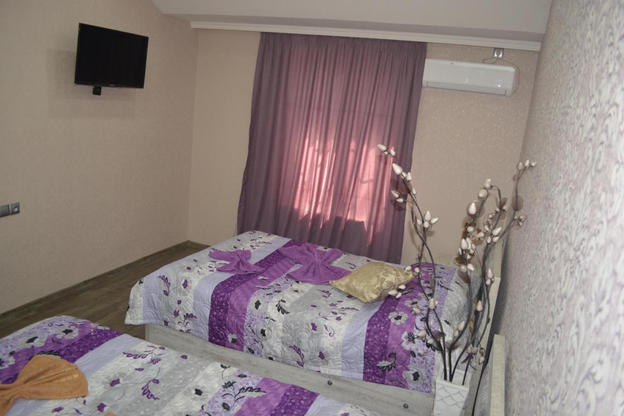 Golden Way Hotell Tbilisi Exteriör bild